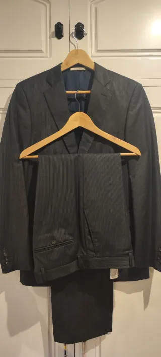 Traje Zara Gris Talla L Chaqueta y Pantalón