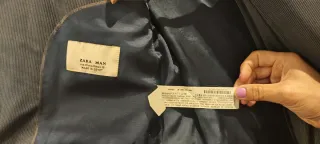 Traje Zara Gris Talla L Chaqueta y Pantalón