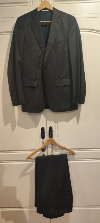 Traje Zara Gris Talla L Chaqueta y Pantalón