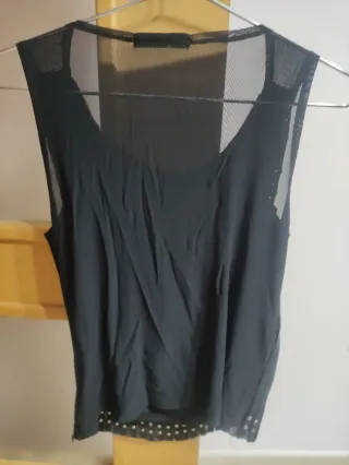 Blusa fiesta con tachuelas