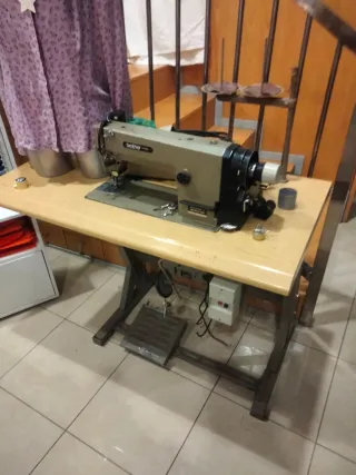 Máquina de coser Brother