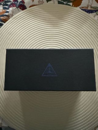 Gafas de sol Guess negras y doradas