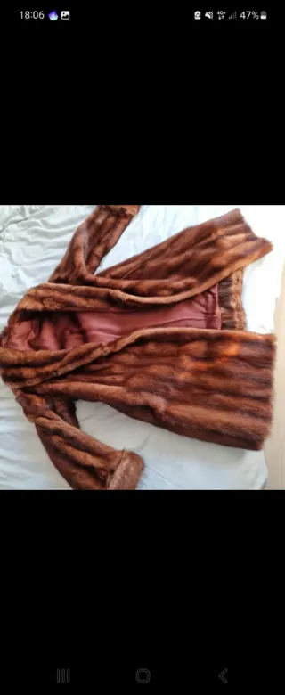 Abrigo de pelo marrón