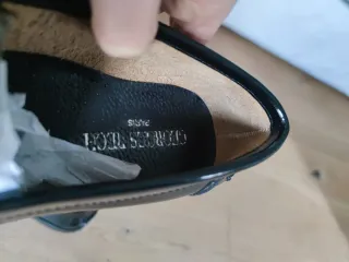 Mocasines clásicos de cuero negro
