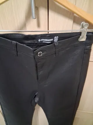 Pantalones polipiel negros talla L