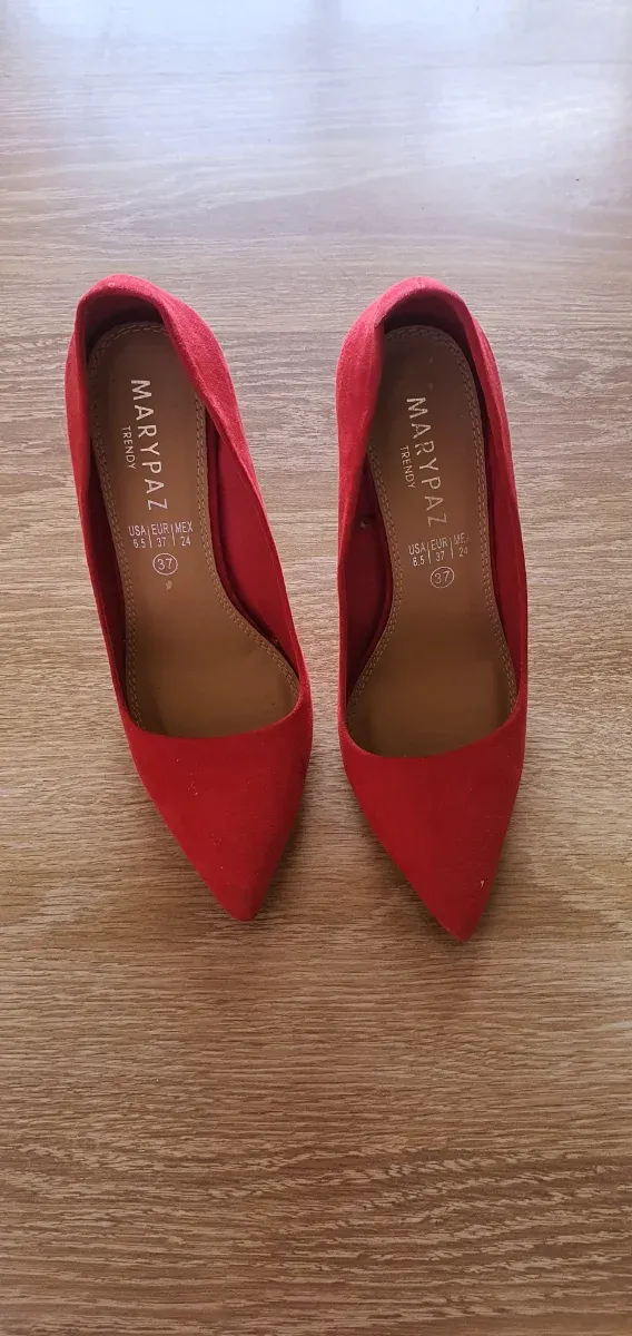 Zapatos de tacón MARYPAZ rojos talla 37