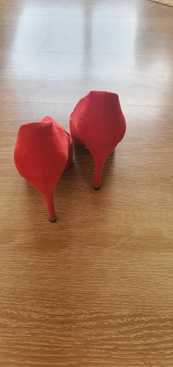 Zapatos de tacón MARYPAZ rojos talla 37