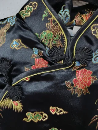 Traje Kimono Chino Dragones Negro y Dorado