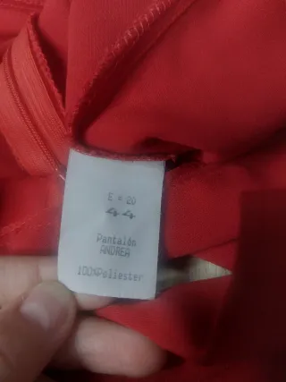 Pantalón ancho rojo