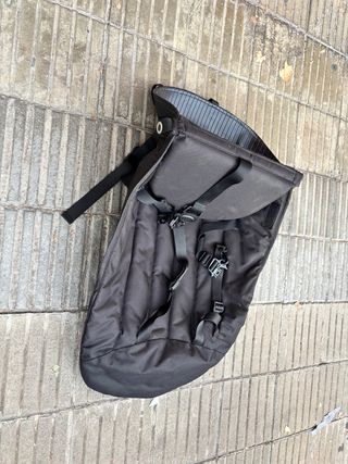 Carrito de bebé rojo con maxicosi y silla paseo