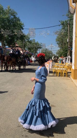 Traje de flamenca azul