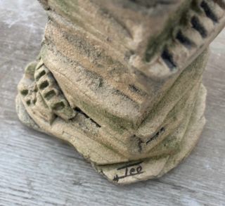 Adorno Teo Calvo Piedra Beige y Verde