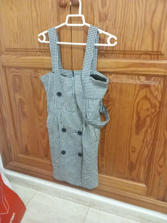 Vestido cuadros blanco y negro