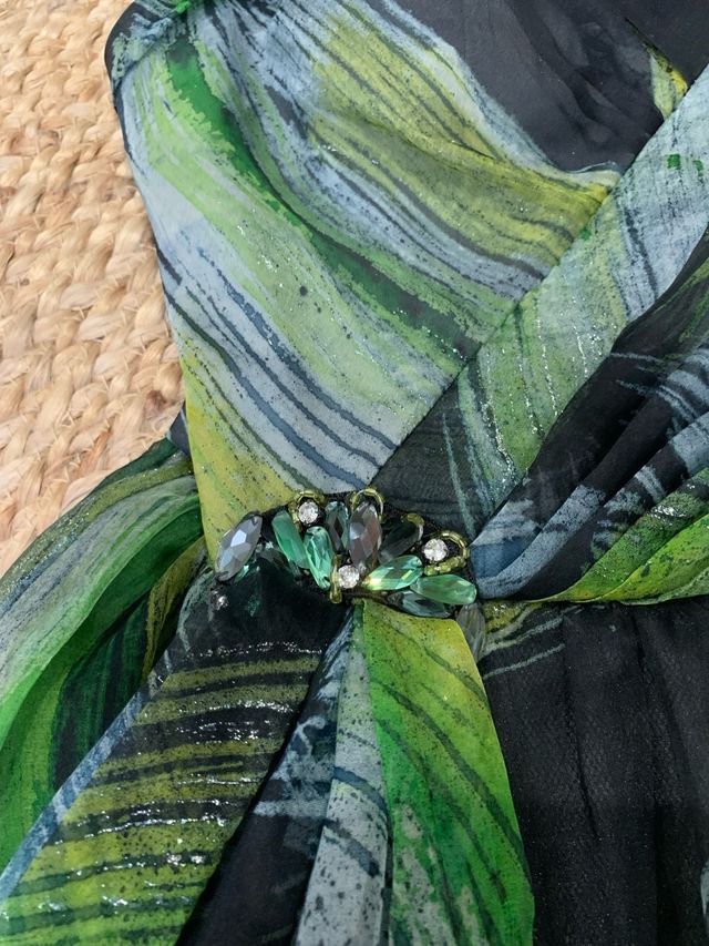 Vestido fiesta corto estampado