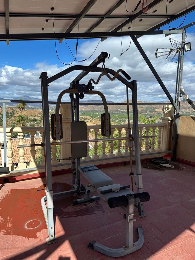 Máquina de musculación multifunción