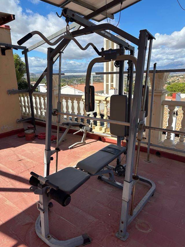 Máquina de musculación multifunción