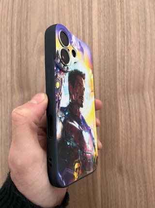 Cover iPhone 16 Iron Man Multicolore