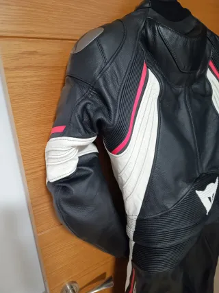 Mono Dainese Avro Lady Talla 44