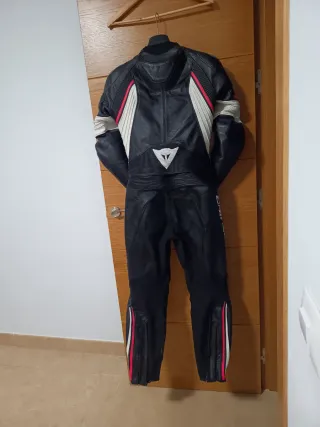 Mono Dainese Avro Lady Talla 44