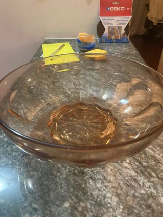 Ciotola in vetro ambrato