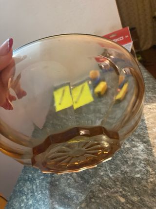 Ciotola in vetro ambrato