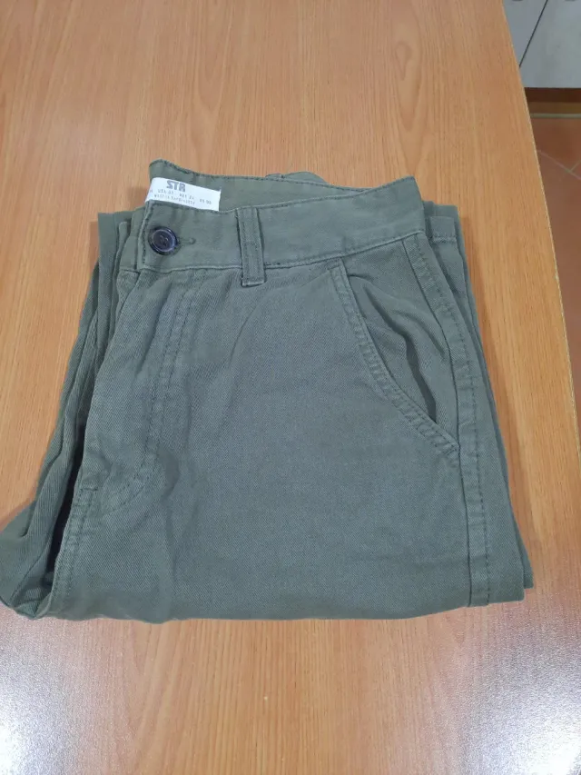 Pantalones cargo color verde botella