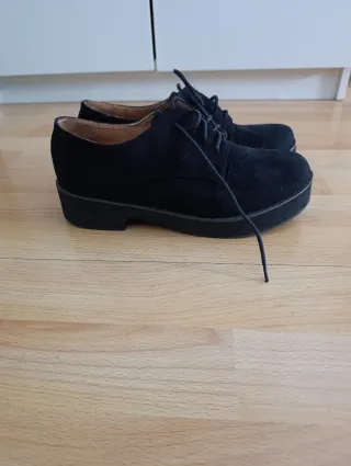 Zapatos negros cordones plataforma talla 39