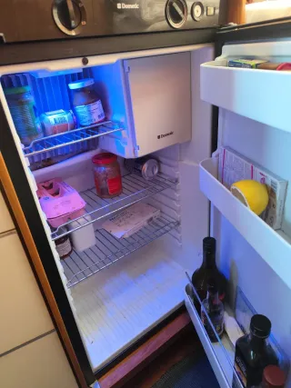 Refrigerador de gas para autocaravana Dometic RM53