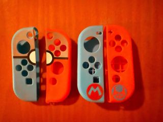 Nintendo Switch con 4 mandos y juego