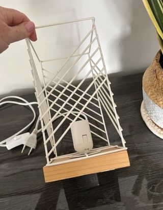 Lámpara de mesa diseño moderno