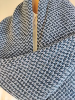 Sciarpa a maglia uomo blu e grigia