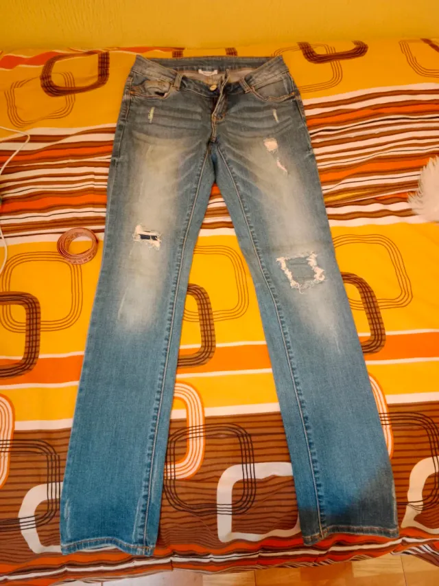 Vaqueros Promod desgastados