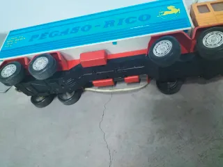 Camión Pegaso Rico Antiguo