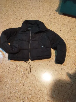 Abrigo , cazadora y pañuelos