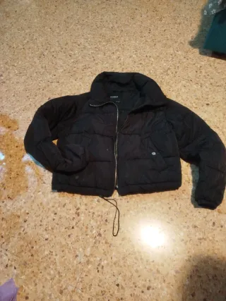 Abrigo , cazadora y pañuelos