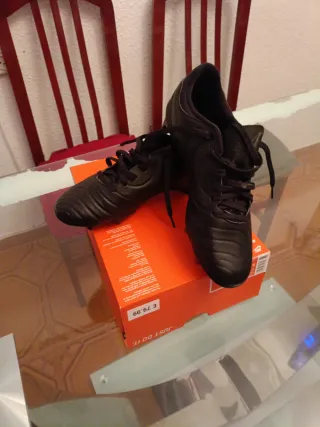 Zapatos de fútbol Nike Talla 40