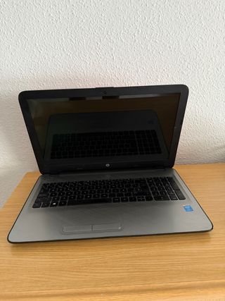 Portátil HP 15.6 i7 16GB RAM 750GB SSD