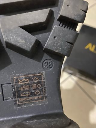 Stivali Aligia neri con plateau