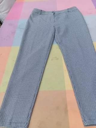 Pantalón cuadros mujer blanco y negro