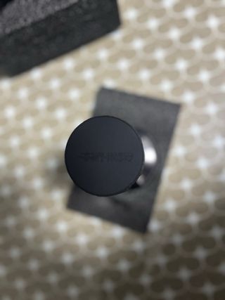 Apisonador de café con base ajustable