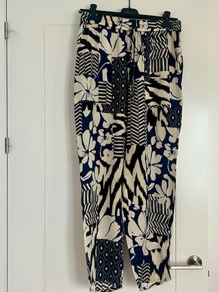 Pantalón estampado patchwork