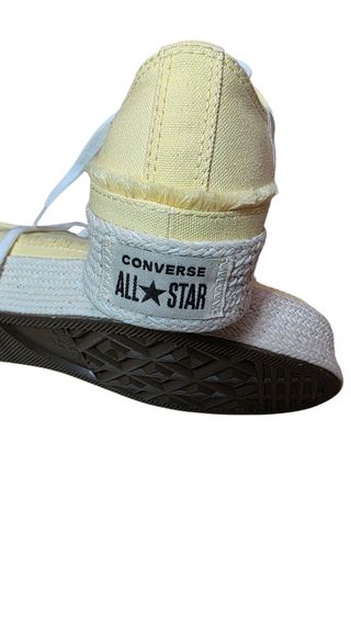 Converse Amarillas Talla 37.5 mujer