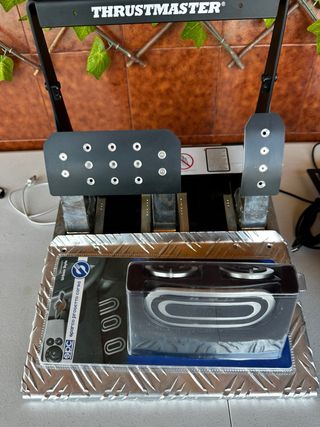 Thrustmaster T300 + Pedali T3PA Pro