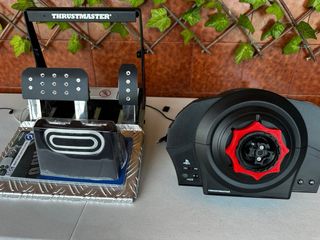 Thrustmaster T300 + Pedali T3PA Pro