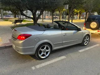 Opel Astra 2007