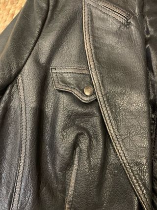 Chaqueta de piel vintage negra