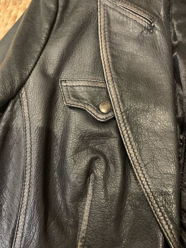 Chaqueta de piel vintage negra