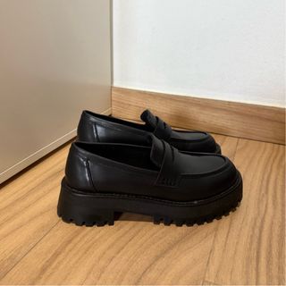 MOCASINES SUELA TRACK NEGROS STRADIVARIUS