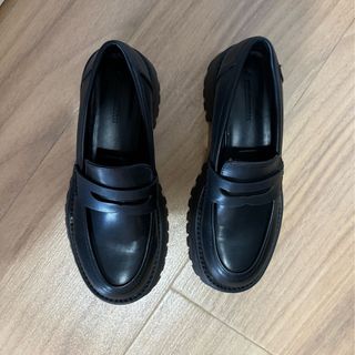 MOCASINES SUELA TRACK NEGROS STRADIVARIUS