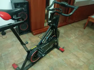 Bicicleta Spinning JK Fitness